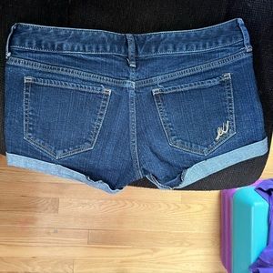 Express jean shorts size 6